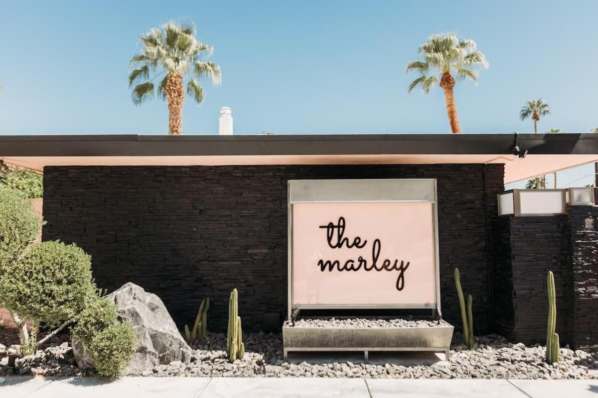 The Marley Hotel By Avantstay Classic Palm Springs Hotel W Pool Hot Tub Extérieur photo